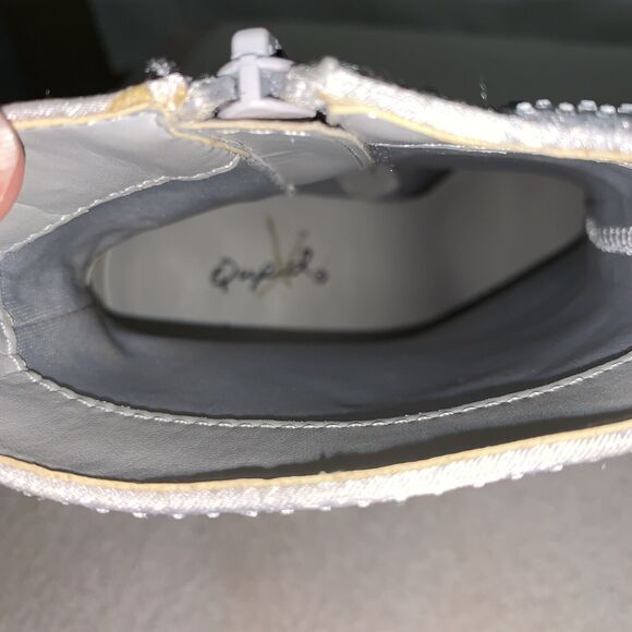 Qupid Rhinestone Boots Booties Womens 7 Buckle NWT Sparkly Concert - Picture 7 of 7